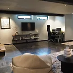 Social Villa Near The Sea!